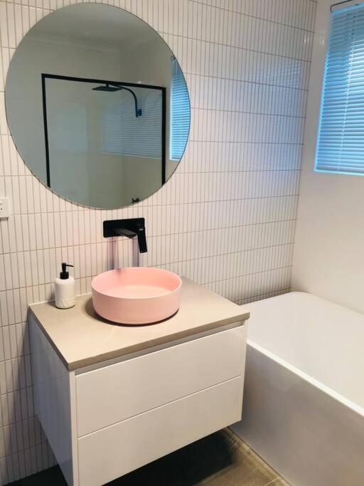 Ferienwohnung The Blush House Hobart Exterior foto